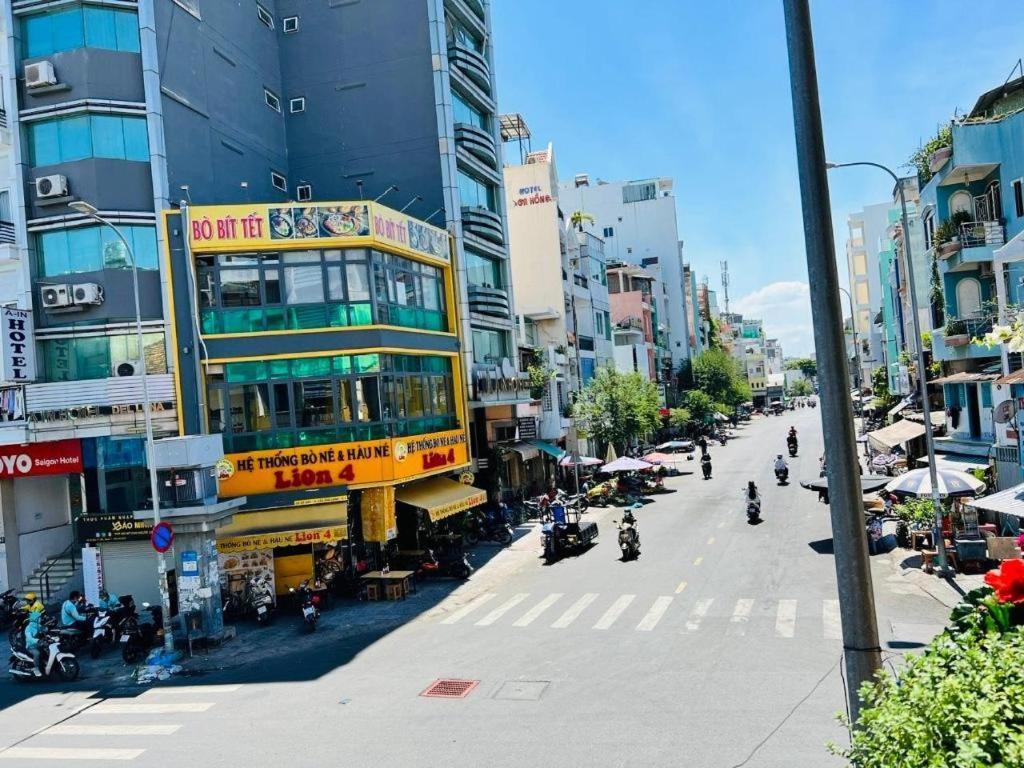 Khách sạn Son Tung - De Tham Street *